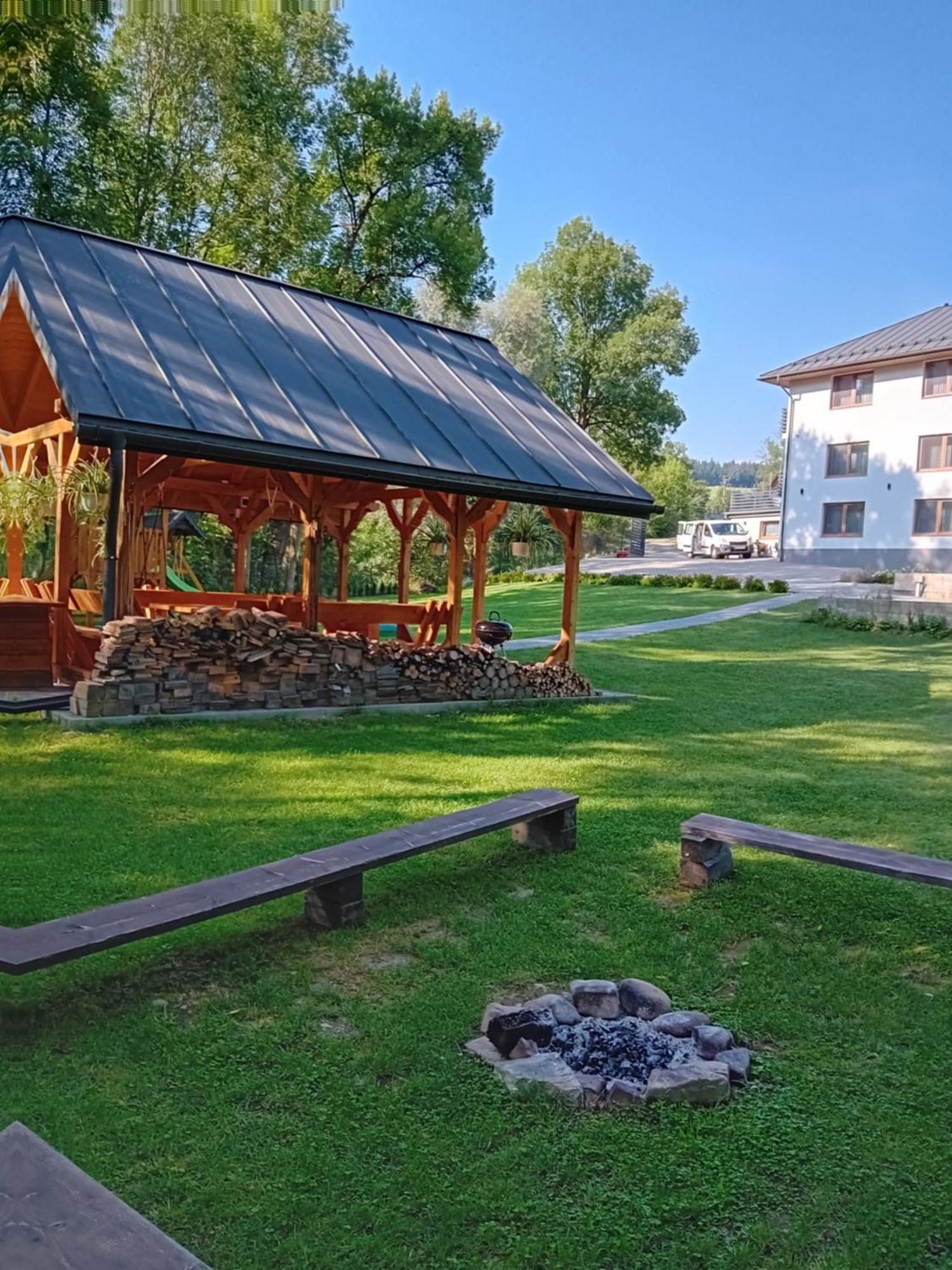 Apartamenty Nad Rzeka Kacwin エクステリア 写真